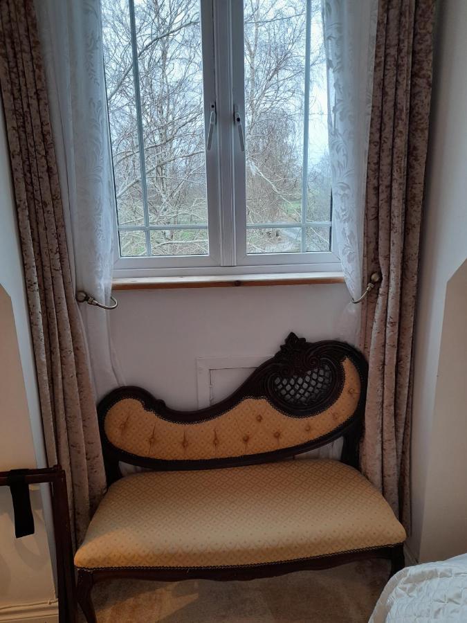 Annaswood B&B Cahir Exterior foto